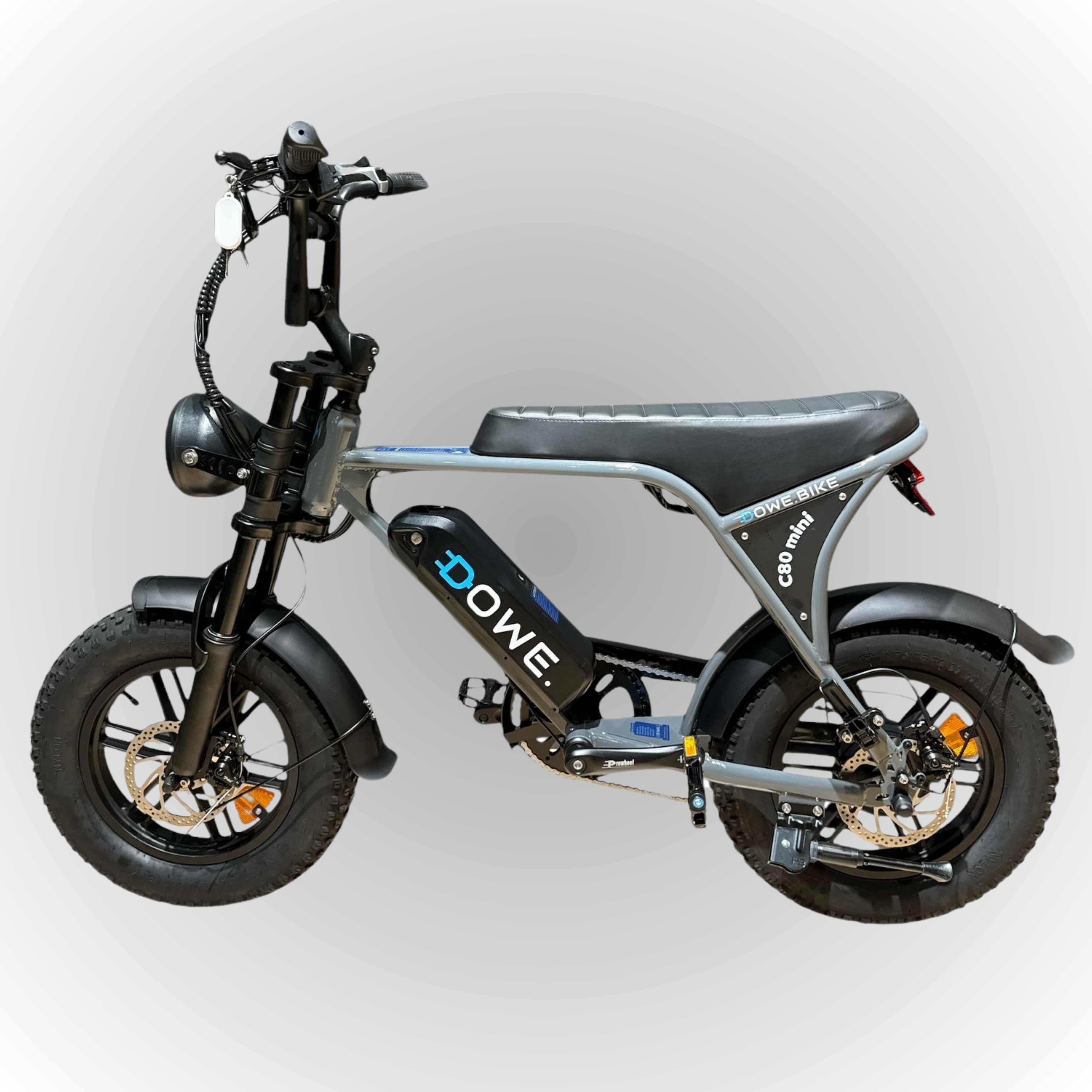 Dowe C80 Mini Elektrische Fatbike in grijs met 250W motor, mechanische remmen en 16x4 inch brede banden 