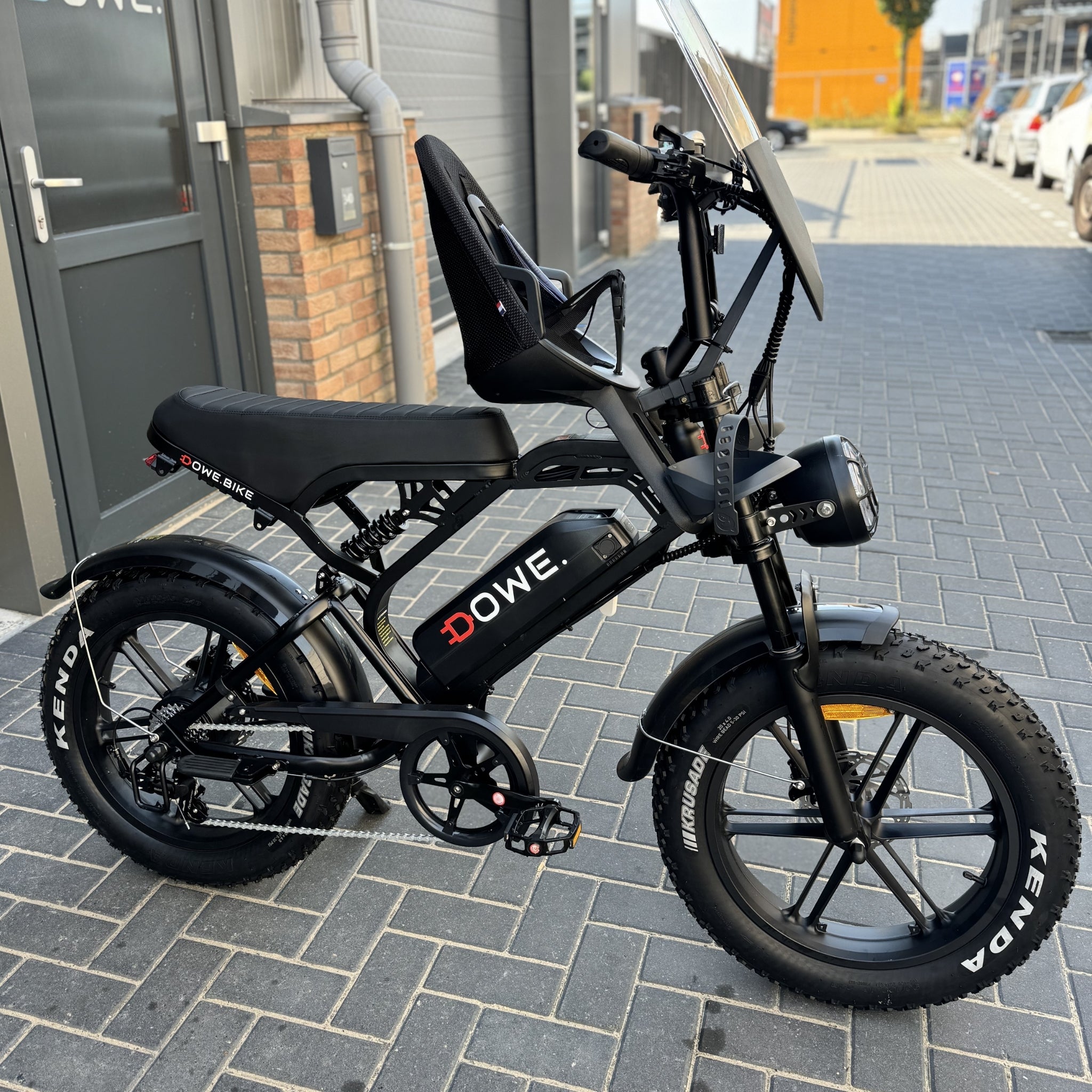Fatbike V20 Pro 2025 met kinderzitje – elektrische family fatbike 250W legaal, matzwart, Dowe.bike