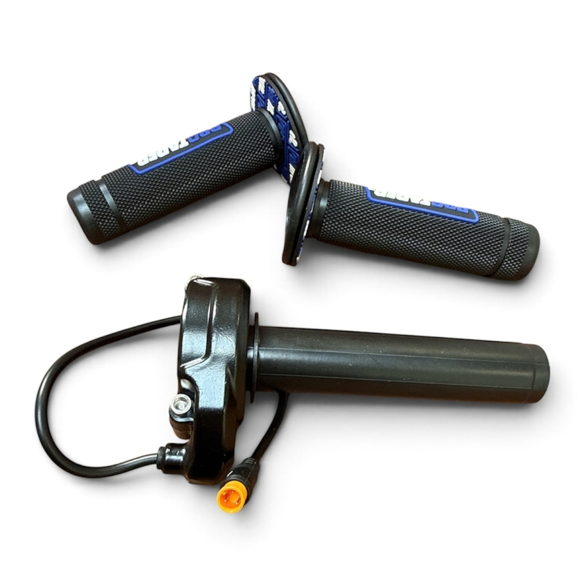 Pro Taper Gashendel Zwart – vooraanzicht 3-pins fatbike gashendel inclusief grips